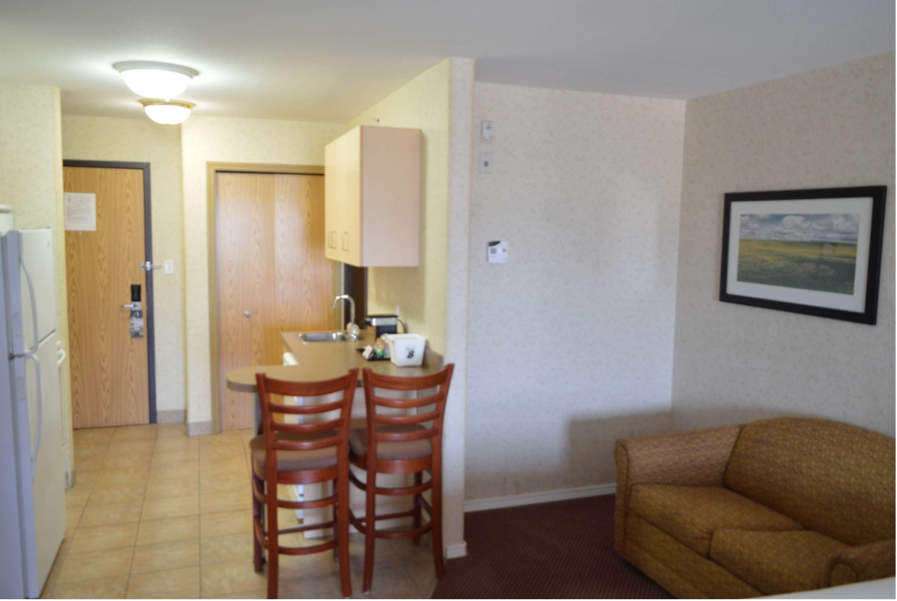 Super 8 By Wyndham Grande Prairie Hotel Buitenkant foto