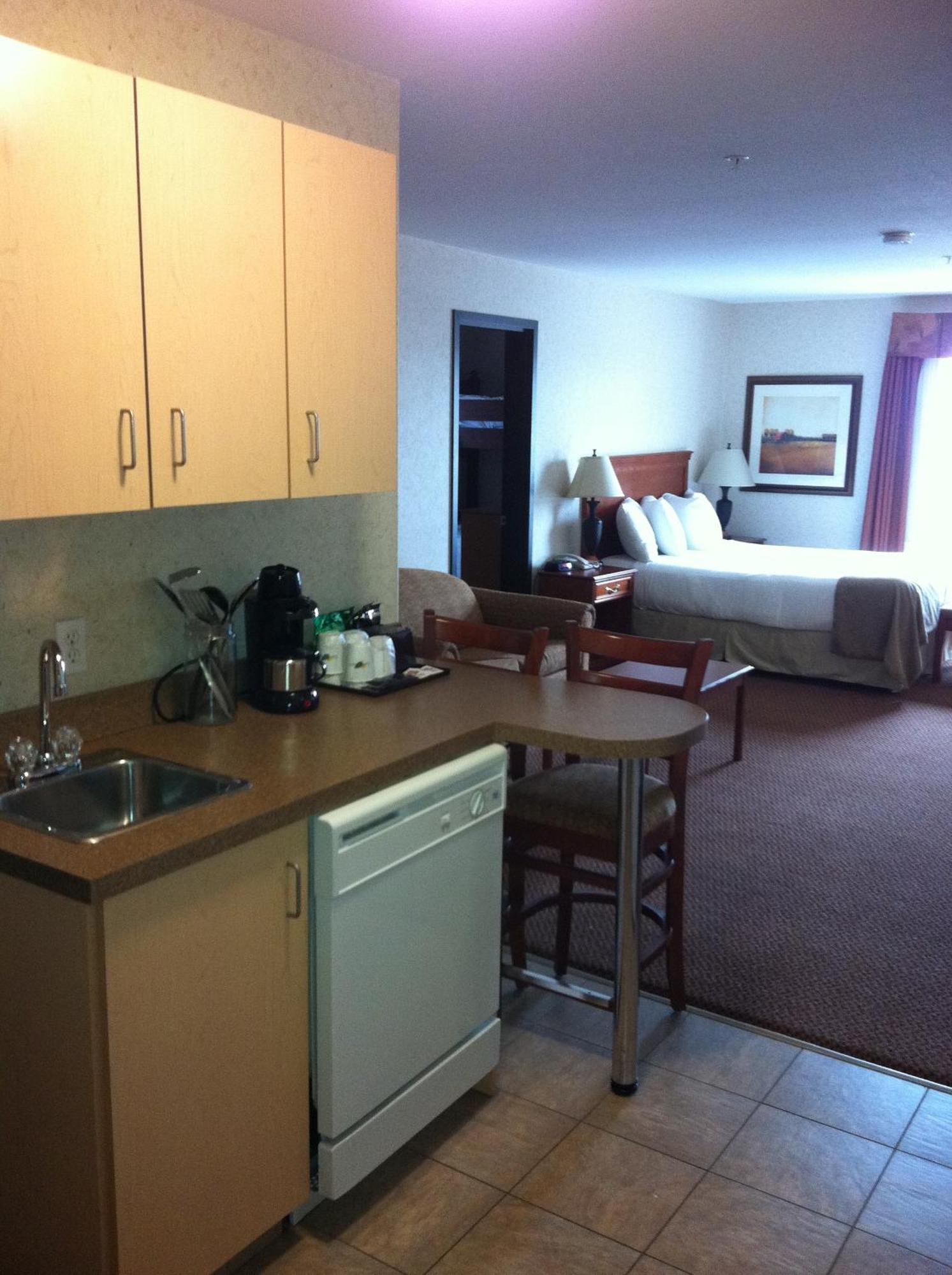 Super 8 By Wyndham Grande Prairie Hotel Buitenkant foto